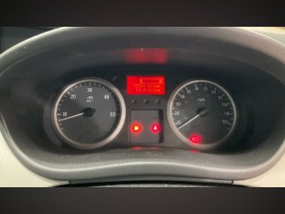 /photos/11852/acb883cb-b804-f14b-eb47-777e1c956e13_i320x240.jpg